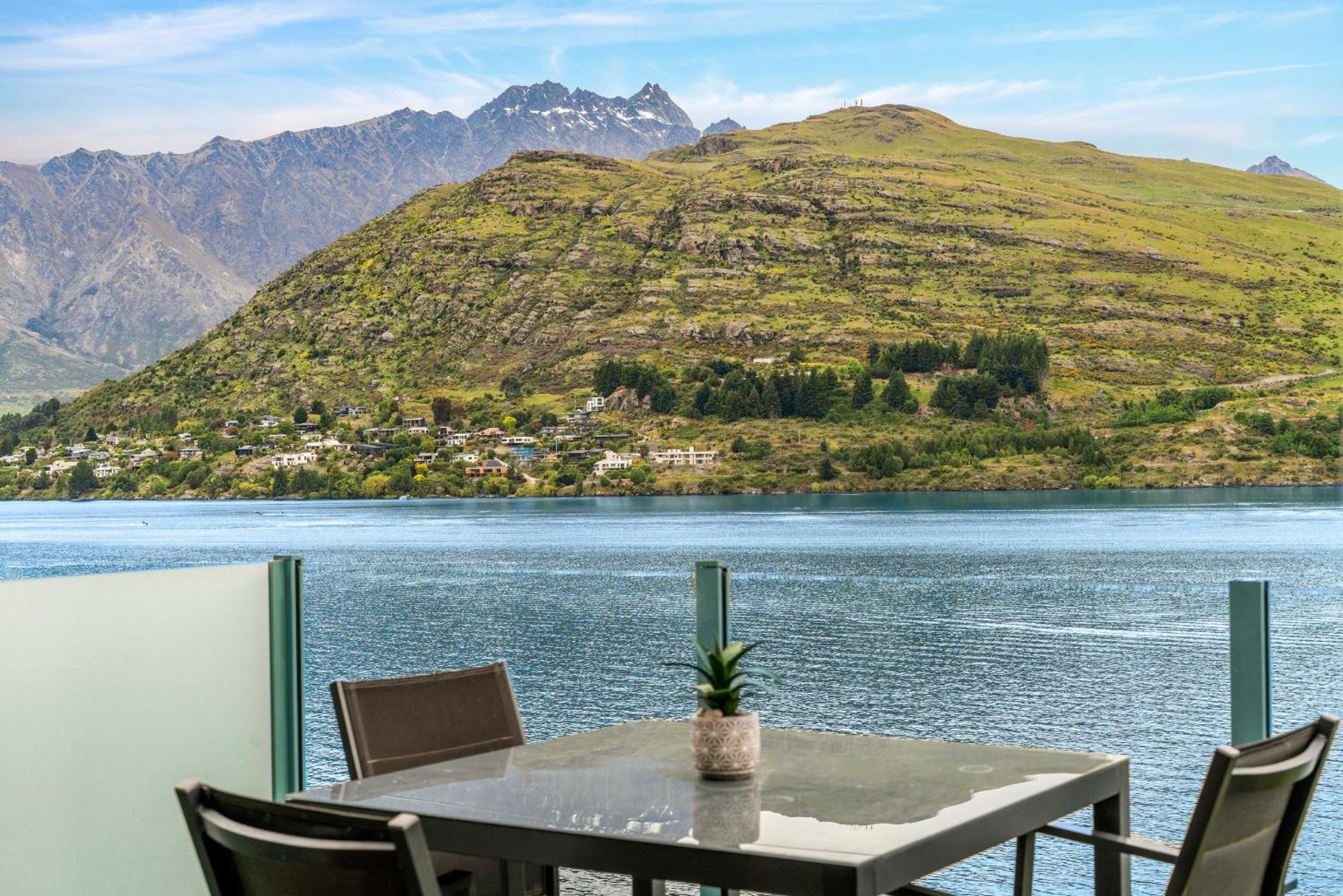Frankton House - Queenstown Holiday Home Ngoại thất bức ảnh